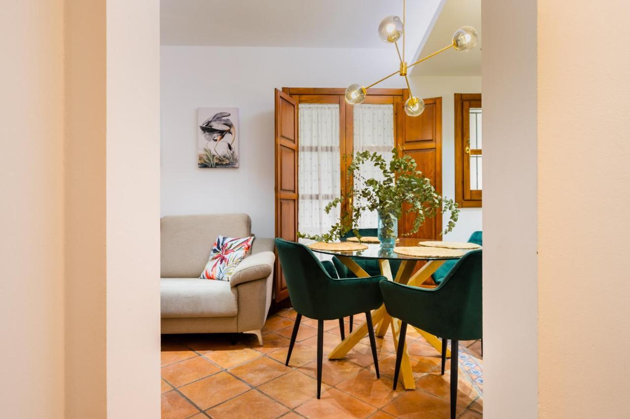 Duplex Deluxe Sevilla Center & Parking Opcional Buitenkant foto