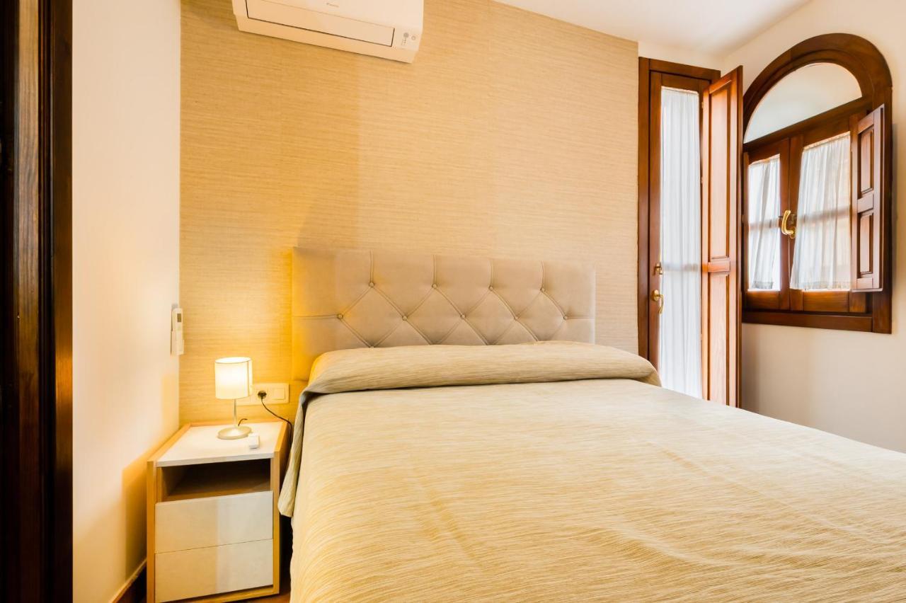Duplex Deluxe Sevilla Center & Parking Opcional Buitenkant foto