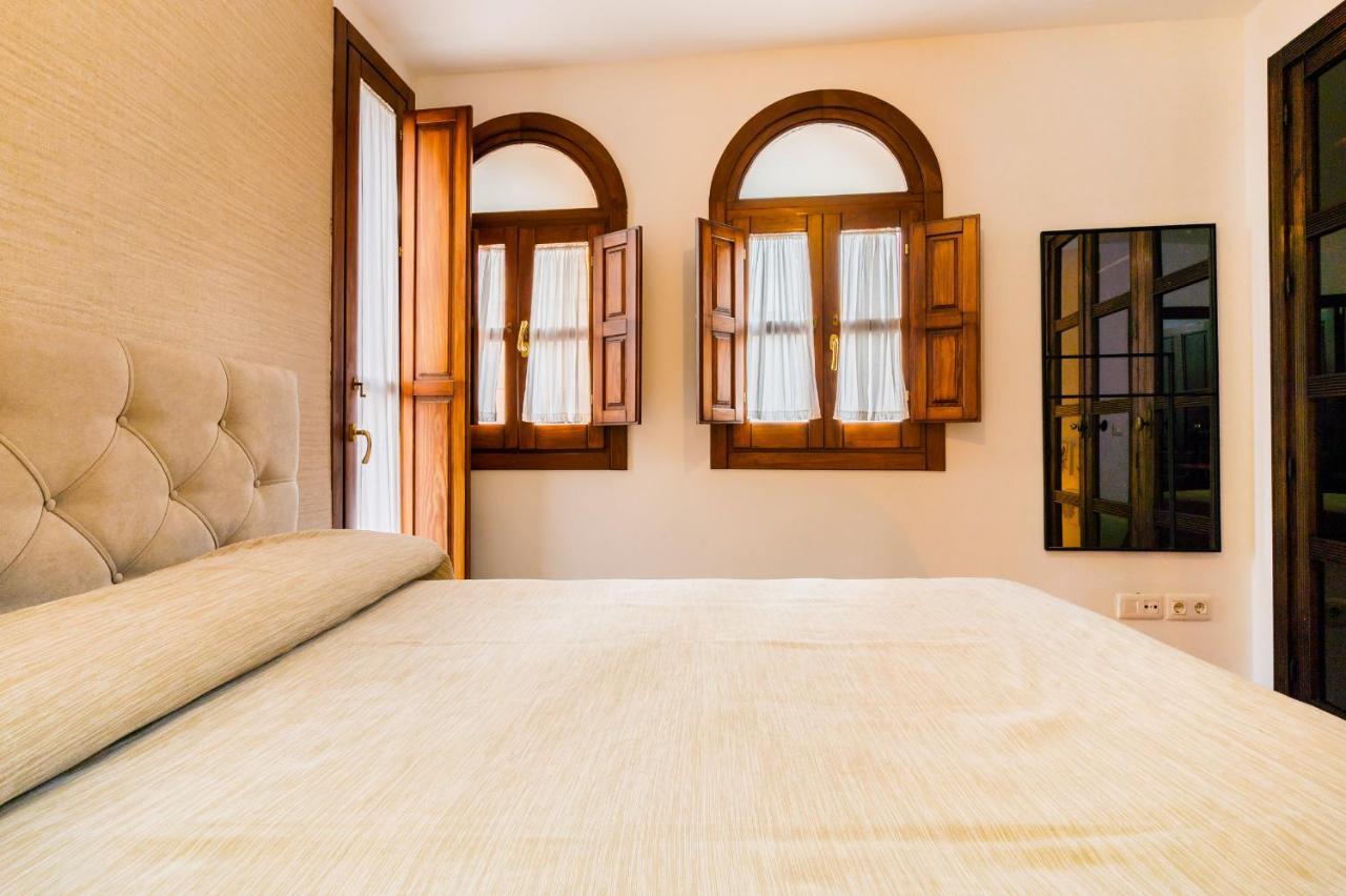 Duplex Deluxe Sevilla Center & Parking Opcional Buitenkant foto